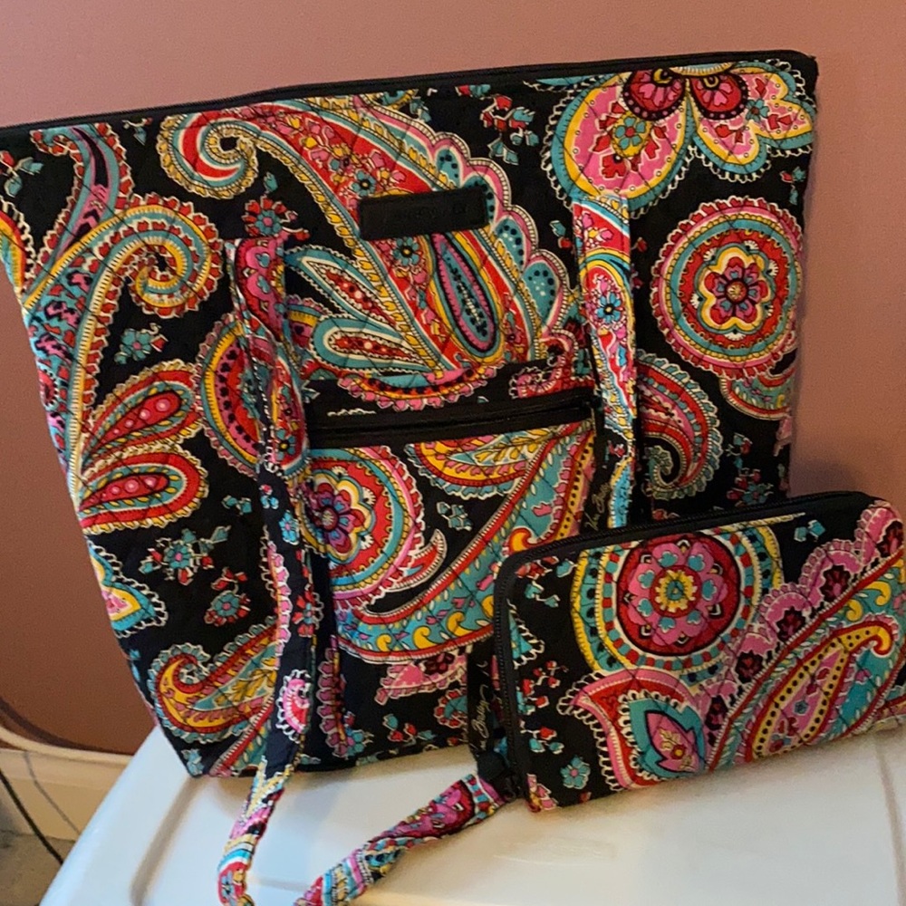 Very Bradley purse with wallet